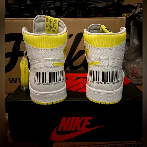 Jordan retro 1 high size 9.5 men